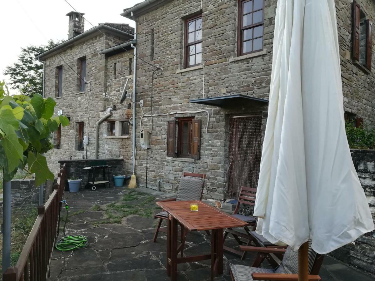 Maison d'hôtes Amanitis Stone House à Kipoi Extérieur photo