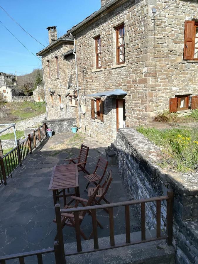 Maison d'hôtes Amanitis Stone House à Kipoi Extérieur photo