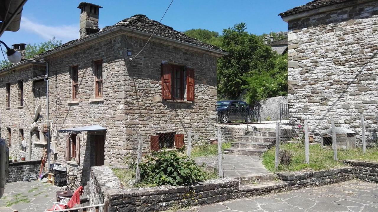 Maison d'hôtes Amanitis Stone House à Kipoi Extérieur photo
